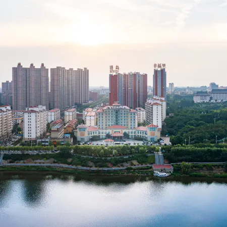 Dongzheng Lanwan International Hotel