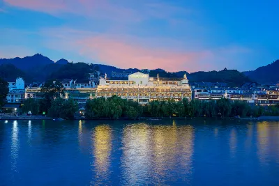 Jiulong Yipin Hotel (Zhenyuan Ancient City New Bridge) Hotels near Zhenyuanfu Chengyuan