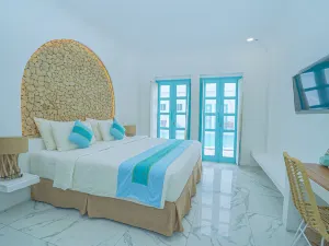 Loccal Collection Hotel Komodo