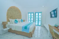 Loccal Collection Hotel Komodo - balcón