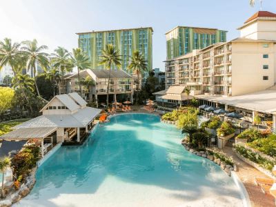 Novotel Cairns Oasis Resort