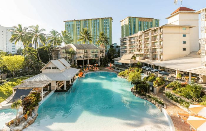 Novotel Cairns Oasis Resort