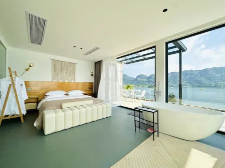 Manlu Qingfeng Homestay Отели рядом с достопримечательностью «Xiandaohu Xianhu Gallery»