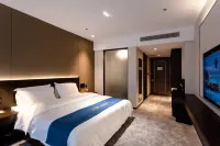Luzhou Port Investment International Hotel