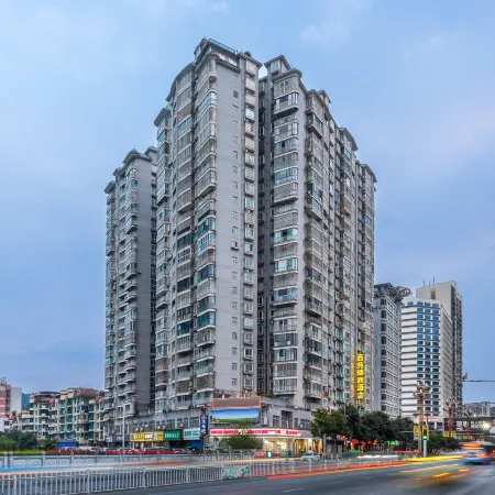 Xiyuan Jinrun Hotel (Duyun Wanda Plaza Nationality Normal University)