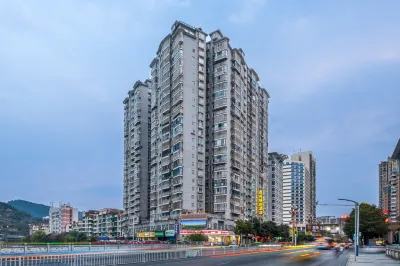 Xiyuan Jinrun Hotel (Duyun Wanda Plaza Nationality Normal University) Hotels in Qiannan nationality normal college area