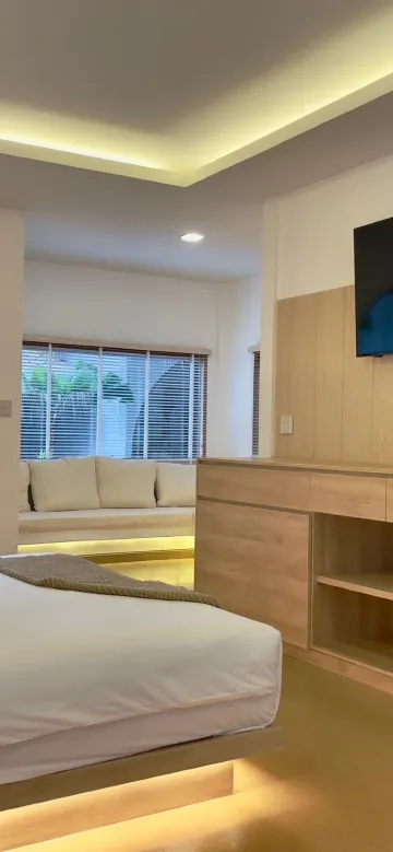 พรีเมียร์ดีลักซ์บังกะโล