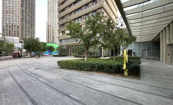 Ziting Apartment (Tongzhou Beiguan Metro Station Xinguangda Center Branch)