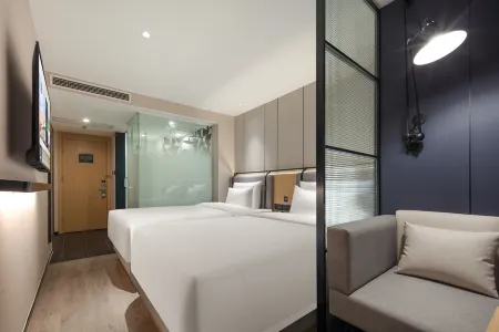 Shanghai Xujiahui Wantiguan Atour X Hotel
