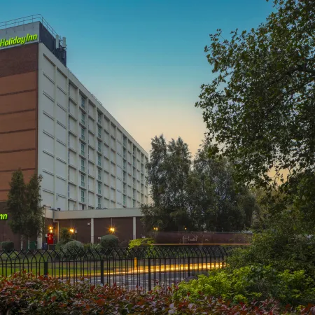 Holiday Inn LEICESTER by IHG Отели рядом с достопримечательностью «Улица Белгрейв-роуд»