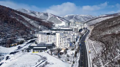 Shan Lu Hotel Hotels near International Resort Cuiyunshan