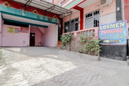 Losmen Panorama Отели в г. Purwosari