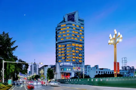 Longdu Tianjiao Hotel (Zizhong Passenger Transport Center Yulu Branch) Отели в г. Цзычжон