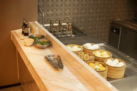 Vienna Hotel (Zaozhuang Xuecheng Distrct High-speed Railway Station) Отели рядом со станцией Zaozhuang Railway Station