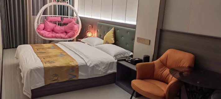 Four Seasons Inn Hotels in Gulin