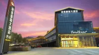 Tumayhouse Hotel (Wenfeng Branch in Qu County) Hotels in Qu County
