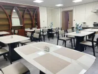 Haoshideng Yicheng Hotel (Nanhu District Babaiban Shopping Center Store)