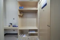 雅斯特國際飯店（玉林博白寶中寶步行街店）