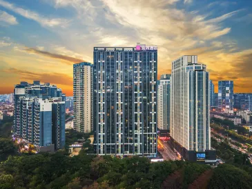 Echarm Hotel (Nanning East Station Wanxiang Mall)