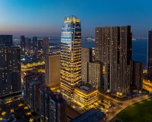Four Seasons Hotel Dalian Hotels near Senmao Building