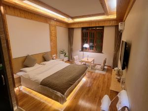 Yuanshan Yunxuan Homestay (Zhaotong Dashan Baodian)