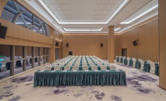 Shadian Hotel