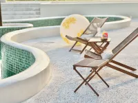Shanghai Qi Miao Garden Homestay - Pool
