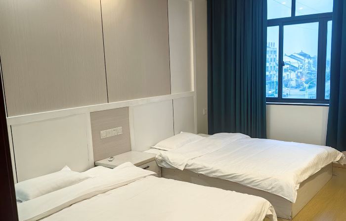 Zhijiang Juyi Hotel