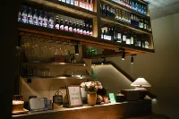 Qingcheng Mountain is not staying. Jiuzhi Forest Private Tang Homestay - bar
