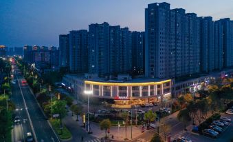 Berman Hotel (Binhai Bus Station - Gao Plaza)