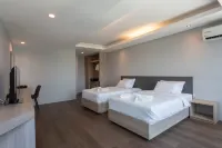 Tisha Hotel Hôtels à : Bang Sao Thong