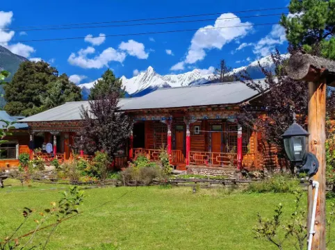 Bomi Yunsan Residence B&B (Gang Yunsan Forest Scenic Area Store)