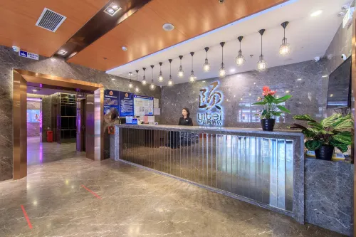 Yi Hotel