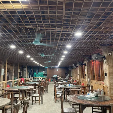 Qingshui Lake Farmhouse