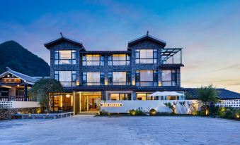 Floral Lux Hotel· Aliya Peak Hotel (Zhangjiajie Forest Park Store)