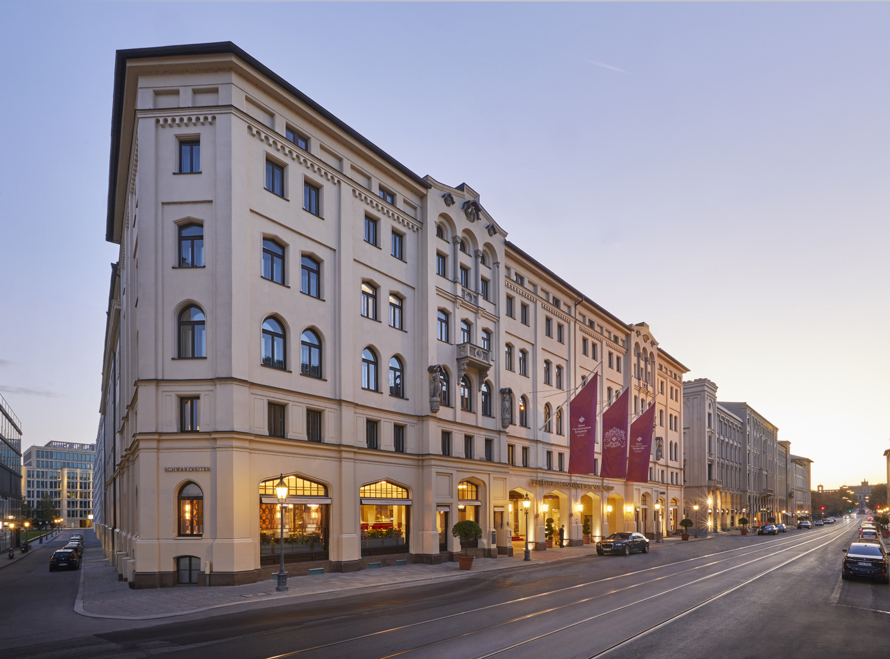 Hotel Vier Jahreszeiten Kempinski Munich Hotel di Munich