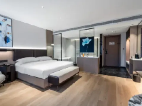 Ningbo Huayingyue Hotel (Tianyi Square City God Temple Commercial Pedestrian Street Store) Hotels in Ningbo