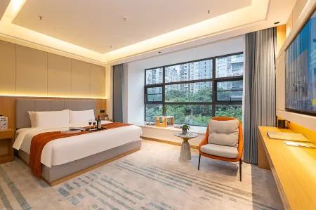 Deyang lingyuan Holiday Inn (Moore Plaza)