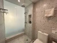 Fun Hotel