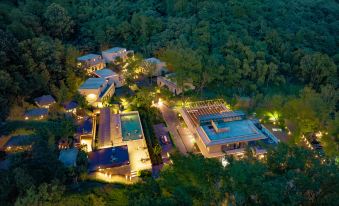 Yuanshe Luyinxi Resort