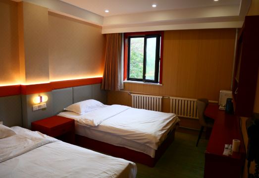 베이징 밀리터리 엑시비션 호텔