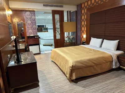 Fengshan Treasure Island Motel - Xinfu Branch