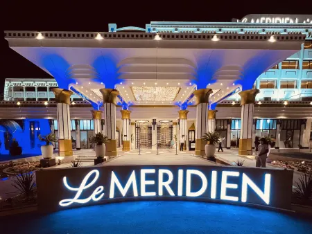 Le Meridien Abu Dhabi Resort Отели рядом с достопримечательностью «INSEAD Middle East Campus»