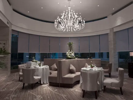 The Jade Boutique Hotel Отели рядом с достопримечательностью «Wuhan Vocational College of Software and Engineering»