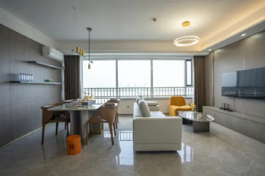 Aolai Town Yue Zizai Lodge