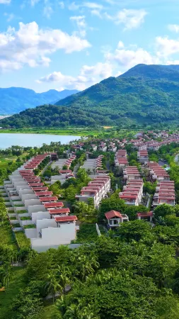 Taoli Health Begonia Resort Villa Hotel Отели рядом с достопримечательностью «Lover's Bridge»