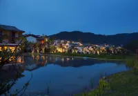 Langzhong Shuicheng Jiazhu Ligang Hotel