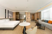 Holiday Inn Express Binzhou City Center, an IHG Hotel Các khách sạn gần Caihonghu