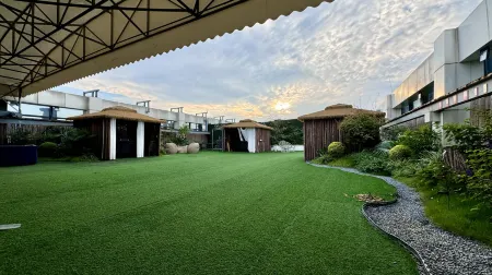 Yijia Lijing Hotel (Xipu Metro Station) Отели рядом с достопримечательностью «Shanxi Institute of Communication and Arts»