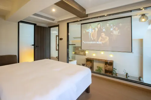 Lanjin Elegant Lounge Hotel